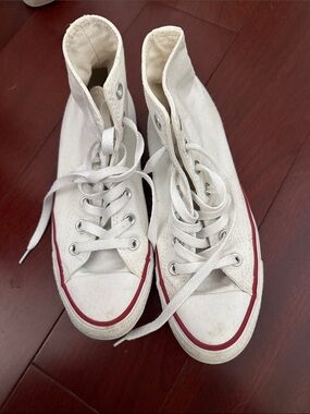 Converse chucks hi top white